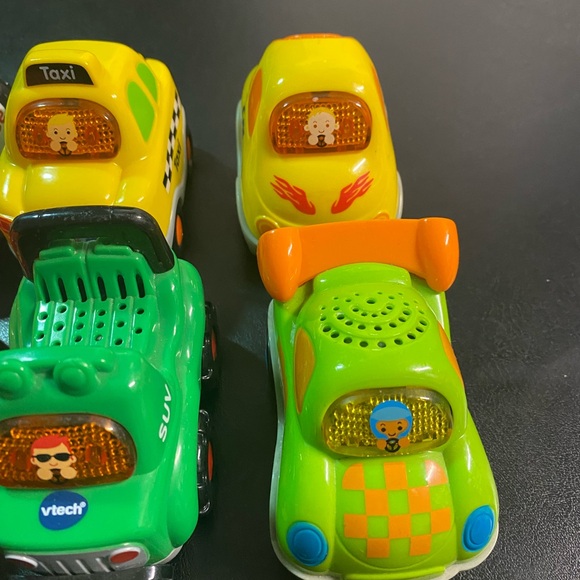 Colorful VTech Kids Toy Car Collection - Picture 4 of 8